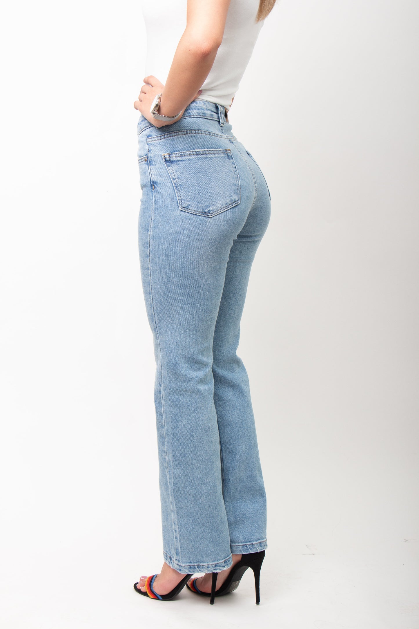 Mirovæ Santorini Straight – Light Blue Jeans